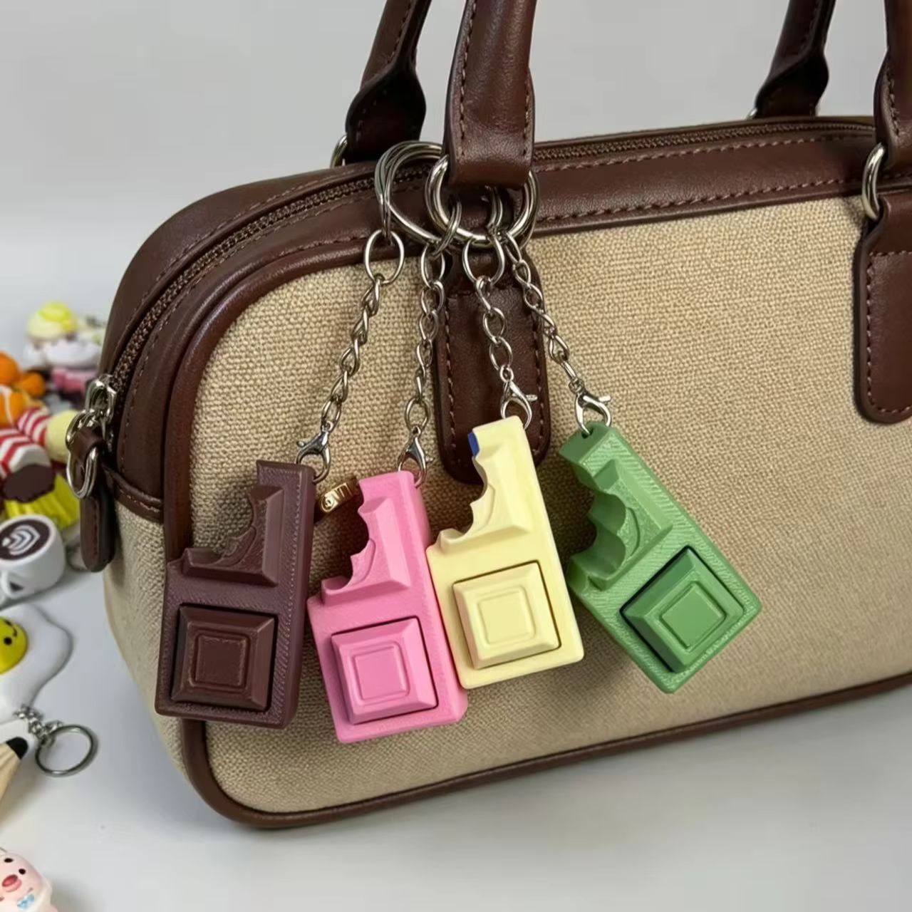 3D 시뮬레이션 초콜릿 키보드 피젯 키체인 - 실제 클 - Edc Carry Items 리뷰 및 가격
